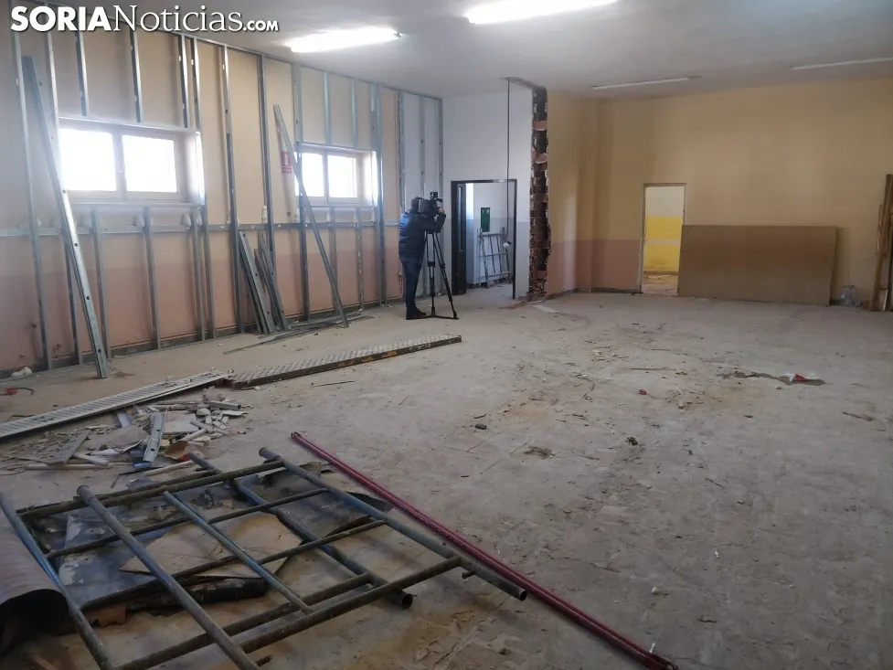 Obras en el Hogar de la Barriada. SN 