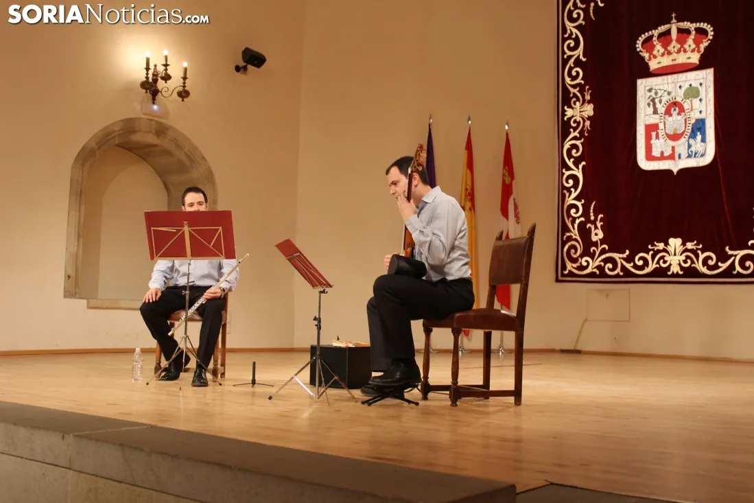 Gala de Poesía en el Aula Magna Tirso de Molina. SN