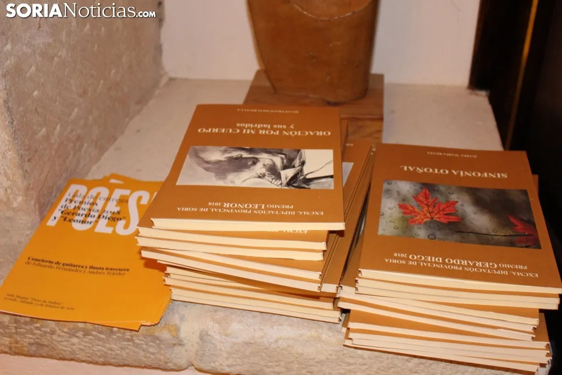 Gala de Poesía en el Aula Magna Tirso de Molina. SN
