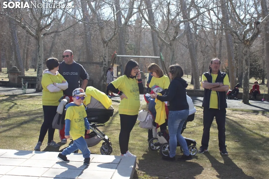 Marcha Solidaria Contra el Cáncer Infantil en Almazán. SN