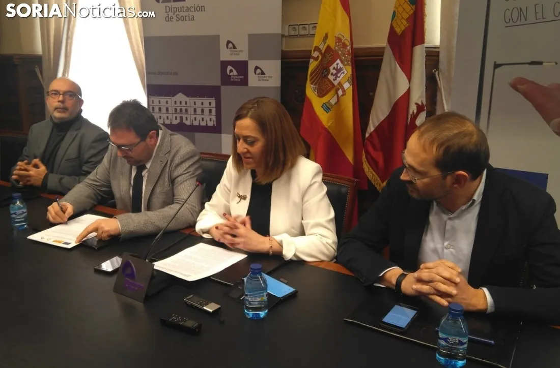 Miguel Latorre, Pedro Casas, Virginia Barcones y Joan Herrera. 
