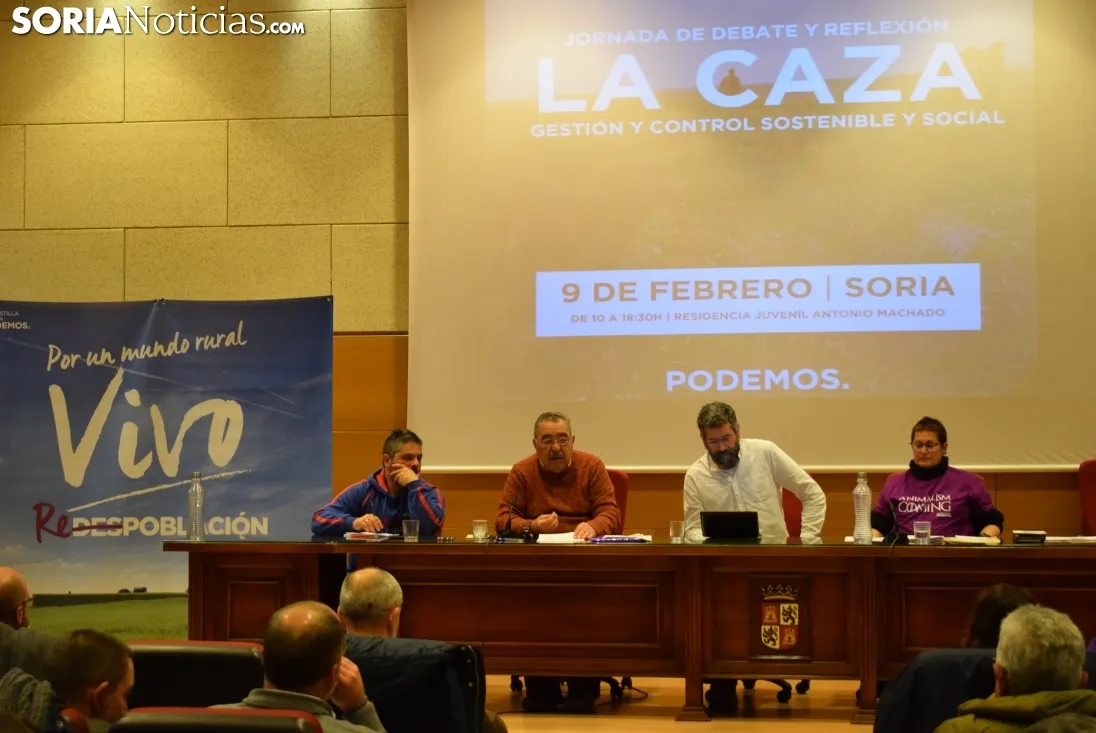 Foto 2 - Podemos apuesta por abrir una mesa de di&aacute;logo sobre la caza, por ser un recurso de desarrollo social en el medio rural