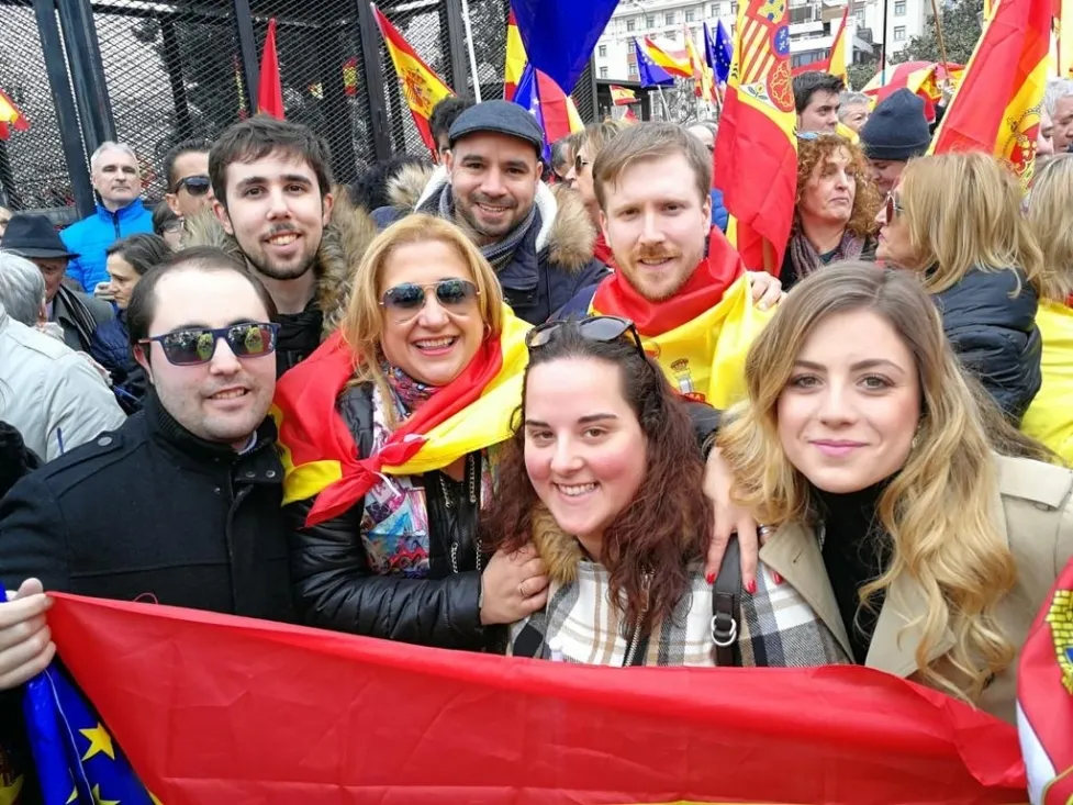 Foto 2 - M&aacute;s de 200 sorianos se concentran en Madrid por la unidad de Espa&ntilde;a