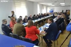 Una imagen del salón de actos de FOES en la presentación del informe. /SN