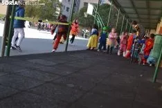 Una imagen del ambiente en el patio del colegio. /SN
