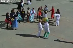 Una imagen del ambiente en el patio del colegio. /SN