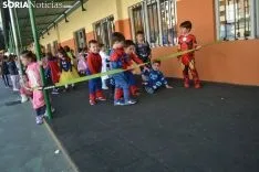 Una imagen del ambiente en el patio del colegio. /SN