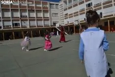 Una imagen del ambiente en el patio del colegio. /SN