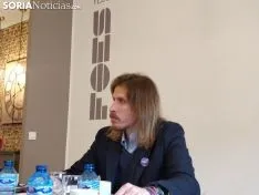 Fernández en los cafés de foes 