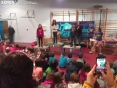Una imagen de la tarde de este sábado en las piscinas del Ángel Tejedor. /SN