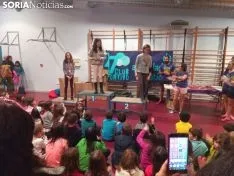 Una imagen de la tarde de este sábado en las piscinas del Ángel Tejedor. /SN