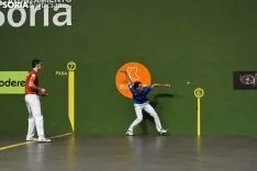 Pelota a mano en La Juventud. 