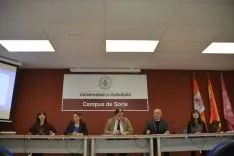 Foto 34 - Las universitarias japonesas de Nutrici&oacute;n se interesan por el Campus