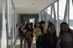 Foto 14 - Las universitarias japonesas de Nutrici&oacute;n se interesan por el Campus
