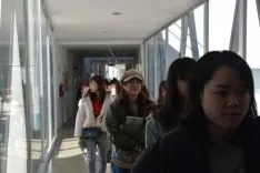 Foto 12 - Las universitarias japonesas de Nutrici&oacute;n se interesan por el Campus