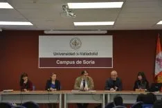 Foto 9 - Las universitarias japonesas de Nutrici&oacute;n se interesan por el Campus