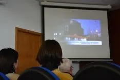 Foto 8 - Las universitarias japonesas de Nutrici&oacute;n se interesan por el Campus