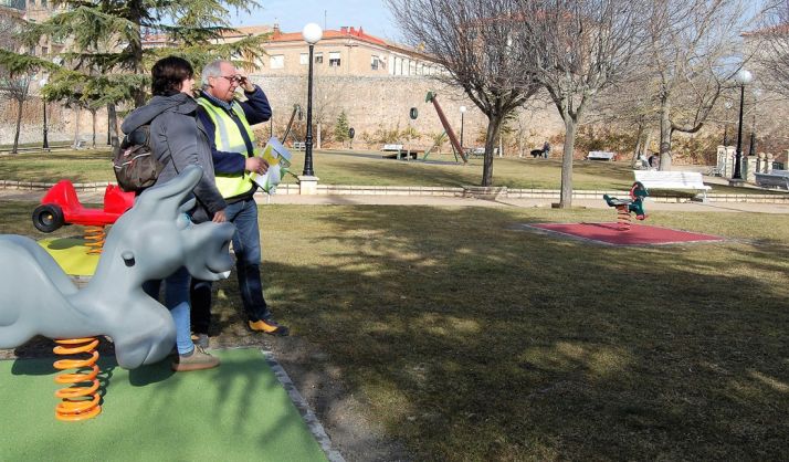 La concejala, este martes en el parque de Santa Clara. /Ayto.