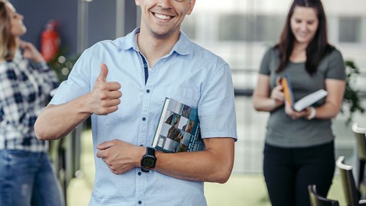 La UVa ofrece cursos gratuitos y tutorías individuales a sus estudiantes y recién titulados