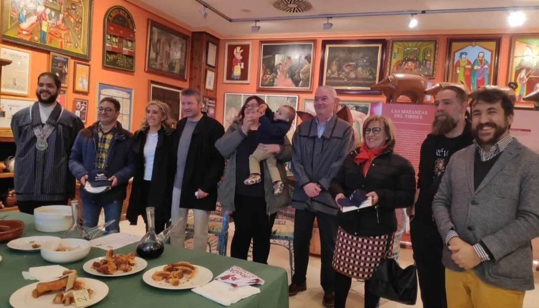 Foto 2 - El Teleclub de Fuentearmegil,  finalista de 'El mejor torrezno del mundo'