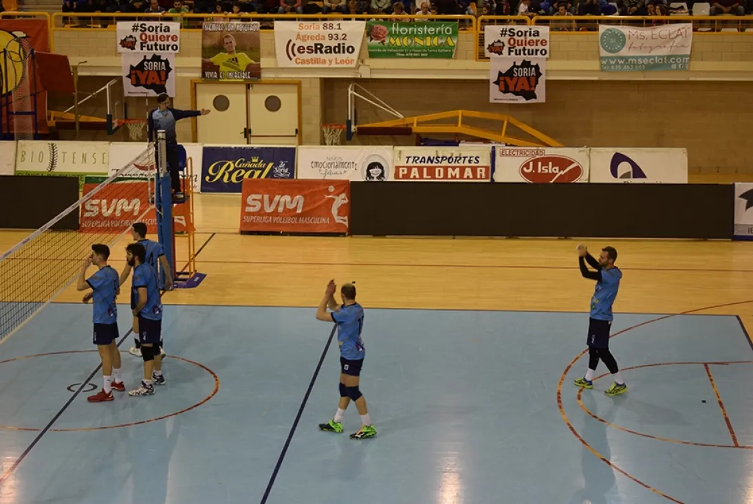 Foto 2 - El R&iacute;o Duero logra dos puntos important&iacute;simos en un encuentro &eacute;pico ante el Vecindario (3-2)