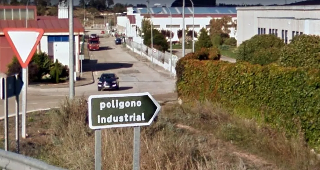 Foto 2 - Se hace pasar por Guardia Civil para intentar estafar a una empresa agrede&ntilde;a