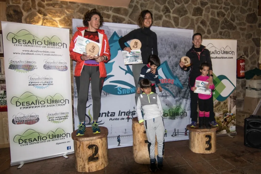 Foto 2 - Sergio Herrero y Cristina Tejedor, ganadores del 'SnowCross Desaf&iacute;o Urbion'