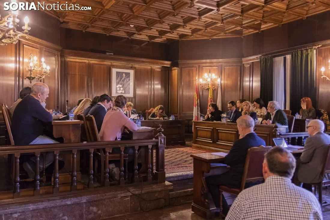 Pleno del Ayuntamiento de Soria. /Jasmín Malvesado.