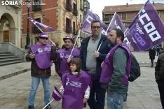 UGT y CCOO se concentran por la igualdad efectiva. 