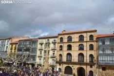 UGT y CCOO se concentran por la igualdad efectiva. 