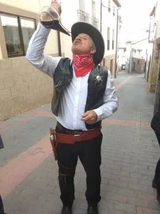 Foto 5 - Galer&iacute;a de im&aacute;genes: tradici&oacute;n y colorido en el carnaval de Borobia