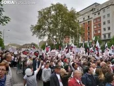 Foto 20 - Sigue en directo y la galer&iacute;a de la manifestaci&oacute;n de la #Espa&ntilde;aVaciada contra la despoblaci&oacute;n