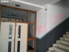 Imagen de las pintadas en el edificio. /SN