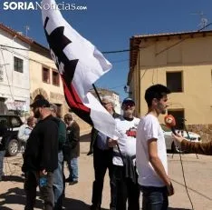 Foto 18 - FOTOS Y VIDEO: Raimundo Mart&iacute;nez y Margarita ya caminan hacia el Ave 