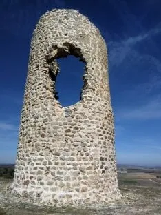 Foto 3 - La atalaya La Torrejalba de Almarail consolida su estructura