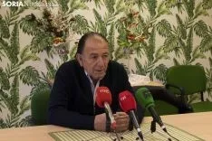 Un alcalde soriano ira en burra a la manifestación contra la despoblación. Jasmín Malvesado