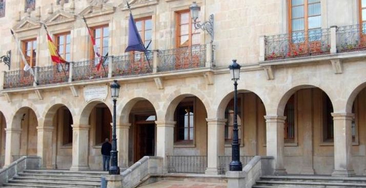 Las gratificaciones para el personal municipal entre octubre y diciembre ascienden a 15.652 euros