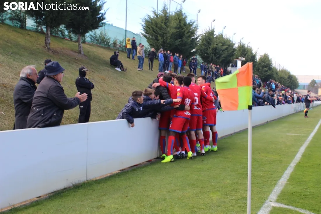 El Numancia Juvenil alza la Liga en Soria. SN