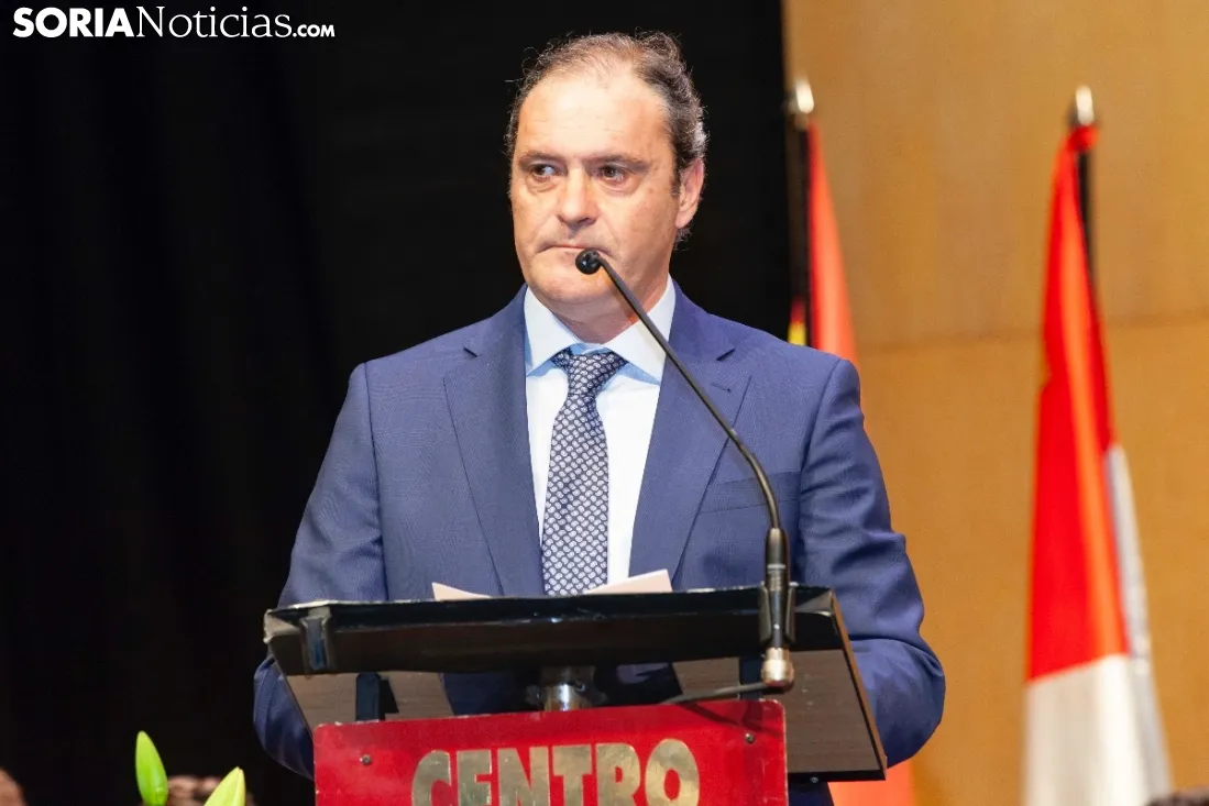 Nombramiento / María Ferrer
