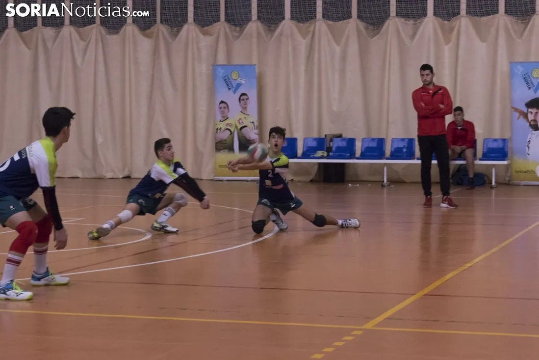 Campeonato Regional de Voleibol en Soria de Cadetes y Juveniles. /Jasmín Malvesado