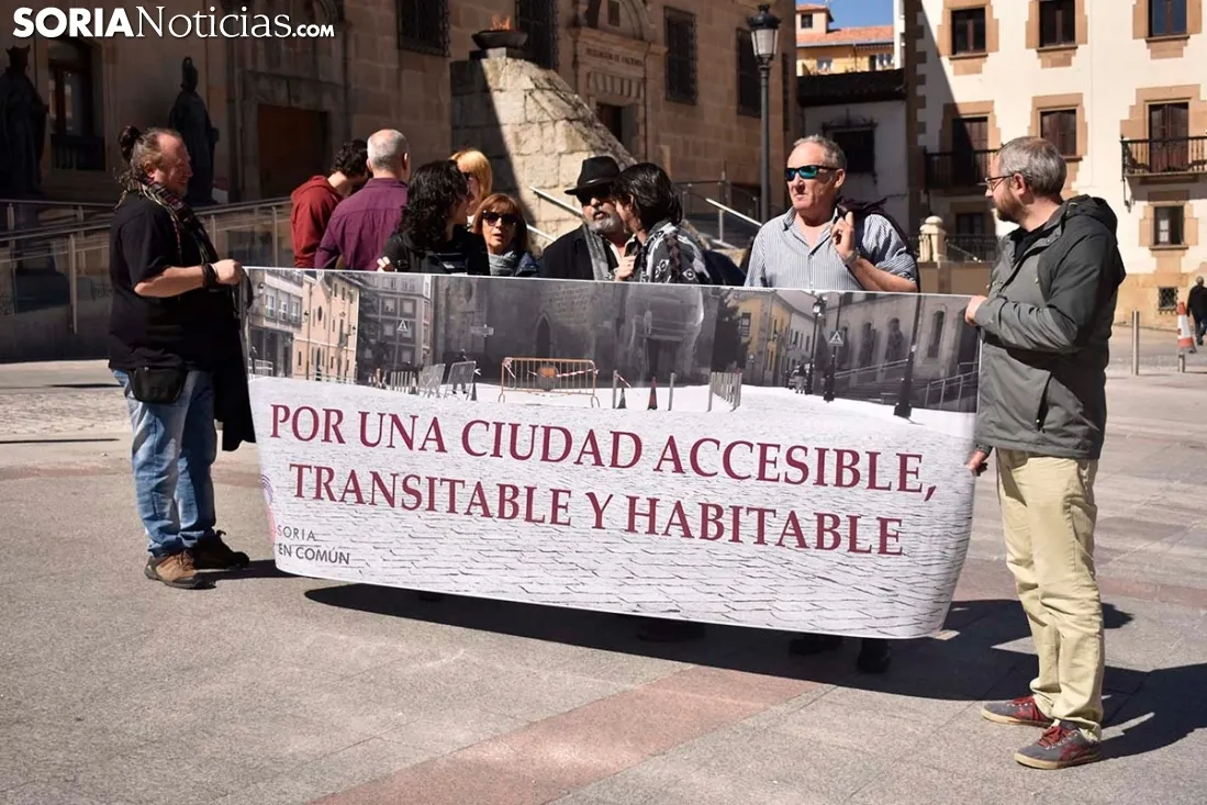 Concentración de Soria en Común en San Juan de Rabanera.
