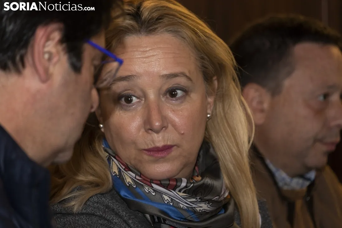 Sonrisas en el consistorio soriano tras el 28A. /Jasmín Malvesado