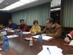 Una imagen del encuentro con Podemos. /CCIS