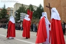 Viernes Santo en Soria. Procesión del Santo Entierro de Cristo. SN