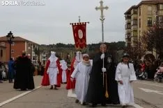 Viernes Santo en Soria. Procesión del Santo Entierro de Cristo. SN