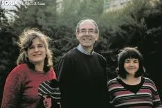 lvira, Matías y Minerva charlan sobre las posibilidades ante el 28A. Carmen de Vicente