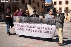 Concentración de Soria en Común en San Juan de Rabanera.