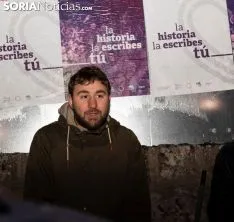 Pegada de carteles. /Jasmín Malvesado