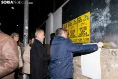 Pegada de carteles. /Jasmín Malvesado