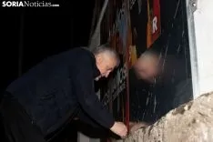 Pegada de carteles. /Jasmín Malvesado
